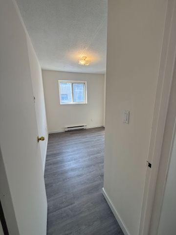 For Lease - 555 Oxford Street Unit# 207, Oshawa, Ontario - Photo 5