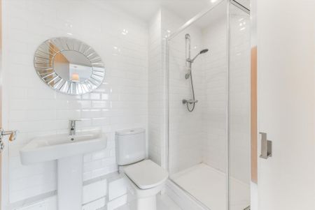 3 bedroom flat to rent - Photo 5