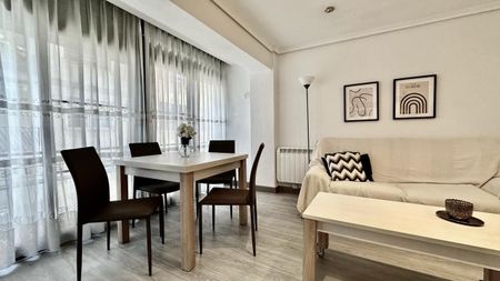 Piso de alquiler en Carrer de Sogorb, Plaza Donoso Cortés - Avenida Magdalena - Photo 4