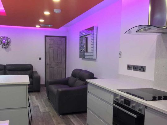 73 Teignmouth Road - Photo 1