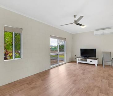 Fully Airconditioned - Vinyl Flooring - Dishwasher - Photo 1