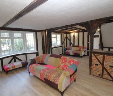 3 bedroom end of terrace house to rent - Photo 3