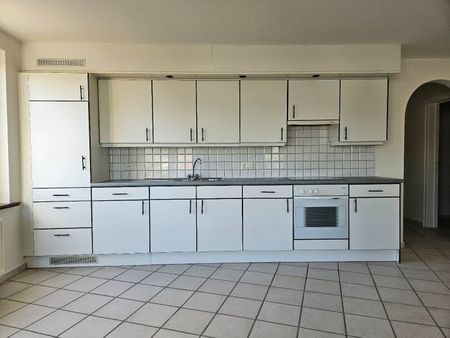 Ruim appartement met 1 slaapkamer in het centrum van Mol! – Verlinden Vastgoed - Photo 2