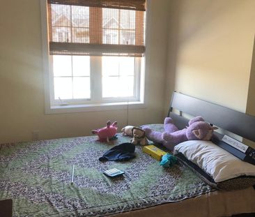 For Lease - 6 Baffin Crescent, Brampton, Ontario - Photo 2