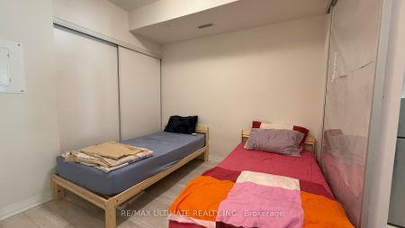 For Lease - 1630 Queen Street Unit# 301, Toronto, Ontario - Photo 2