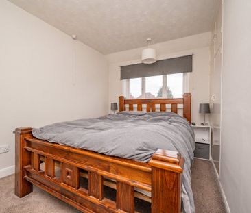 3 bedroom house - Photo 2