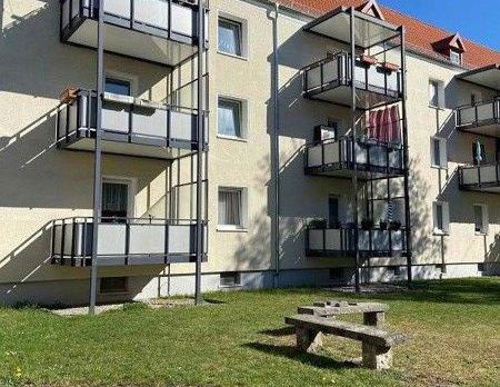 Traumhafte 3 Zimmerwohnung mit Balkon und Garten! - Foto 1