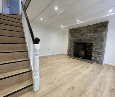 2 bedroom cottage to rent - Photo 2