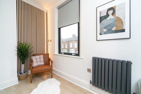 Room in a Shared House, Newark Street, L4 - Photo 2