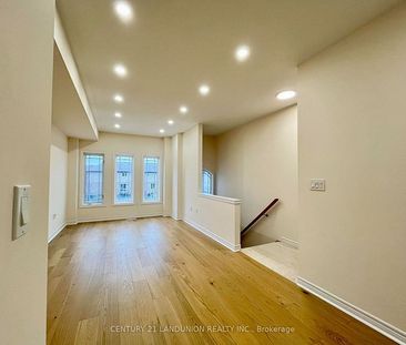 For Lease - 56 Bloom Crescent, Hamilton, Ontario - Photo 3