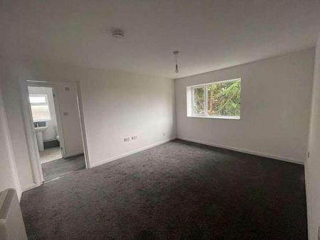 Linden Road, Brotton, TS12 - Photo 3