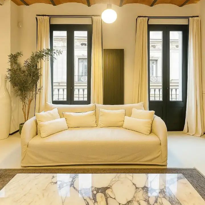 Piso de alquiler en Carrer de la Mercè, 36, Barri Gòtic - Photo 1
