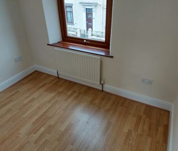 3 Bed Terraced House, Hawthorn Road, S6 - Photo 4