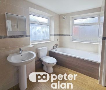 2 bedroom terraced house to rent - Photo 5