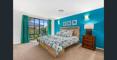 Fully Furnished Executive Rental – Ocean Views | Walk In, Walk Out - Photo 3