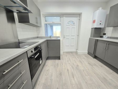 Broadwood Avenue, Halifax - Photo 5