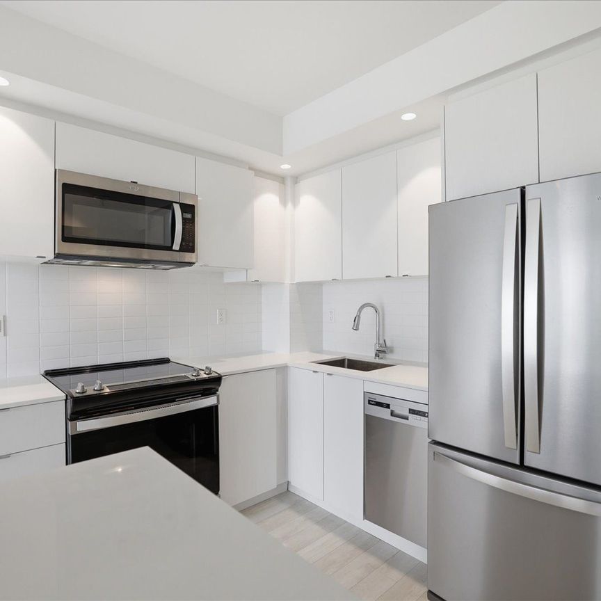 For Lease - 1461 Lawrence Avenue Unit# 603, Toronto, Ontario - Photo 1