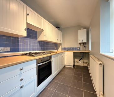 3 bedroom terraced house to rent - Photo 5