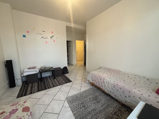 Location Appartement 1 pièce 33m² - Photo 1