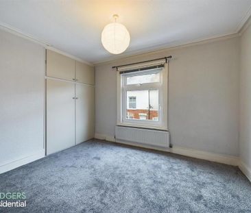 38 Hillview Avenue, Belfast, BT5 6JR - Photo 5