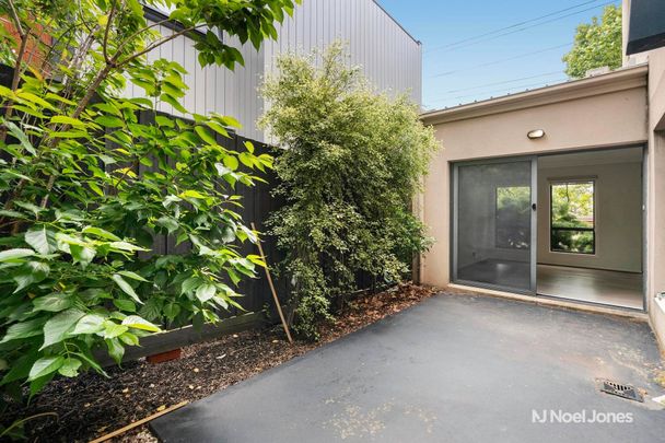 1/19 Bourke Street, RINGWOOD - Photo 1