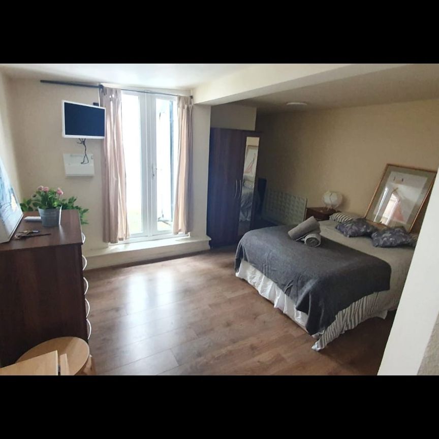 Studio Flat, Willesden Green, NW10 - Photo 1