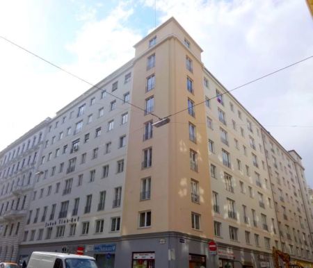 ERSTBEZUG NACH SANIERUNG - APARTMENT IN TOPLAGE - CA. 3 MIN ZUR CITY UND U2 SCHOTTENTOR - SONNIG UND RUHIG - DACHTERRASSE ZUR ALLGEMEINEN NUTZUNG - Photo 5