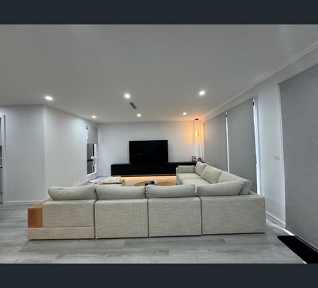 34 Aintree street, Craigieburn, Vic 3064 - Photo 1
