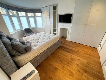 2 bedroom flat to rent - Photo 5