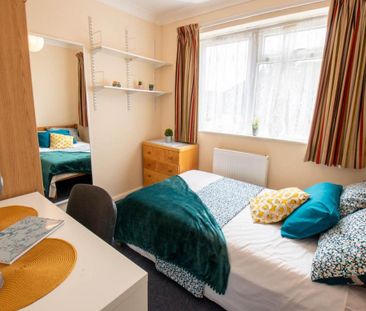 1 bedroom in a house share to rent - Photo 6