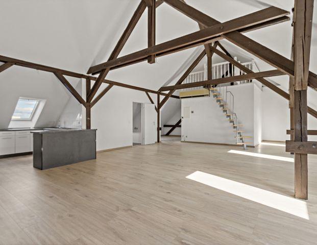 Attraktive Loftwohnung mit Einbauküche! - Foto 1