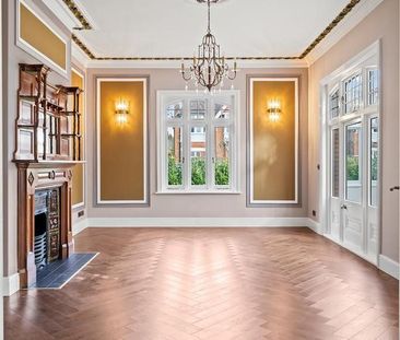 6 bedroom detached house to rent - Photo 2