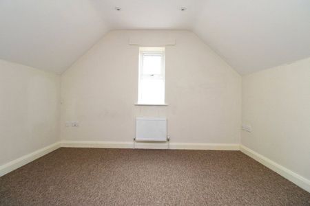 Cauldwell Hall Road, Ipswich, IP4 4QE - Photo 2