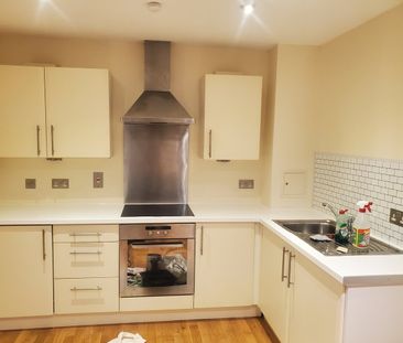 1 Bed Flat, Broughton House, S1 - Photo 3