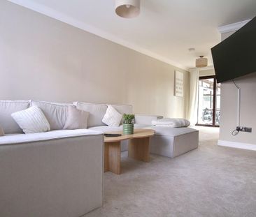 3 bedroom semi-detached house to rent - Photo 6