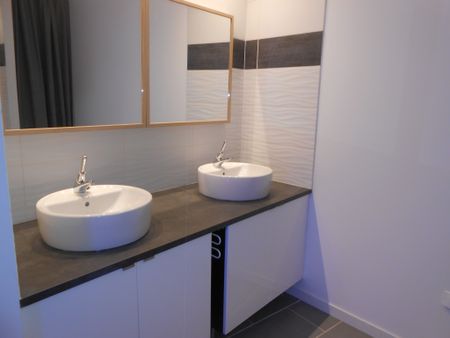 SOUVIGNARGUES - Maison de Village T3 de 81,42m² avec cours extérieur - Photo 4