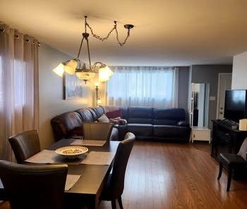 Grand 5 1/2 à Louer - Photo 1