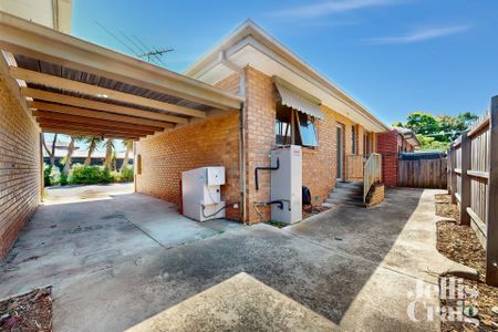 2/4 Leinster Street, Ormond - Photo 2