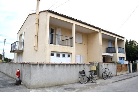Location Maison 5 pièces 109m² ST NAZAIRE D AUDE 11120 - Photo 2