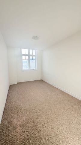 For Lease - 86 Winterton Court, Orangeville, Ontario - Photo 3