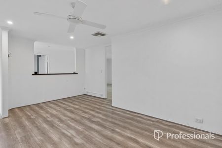 SPACIOUS FAMILY LIVING IN A PEACEFUL CUL DE SAC - Photo 3