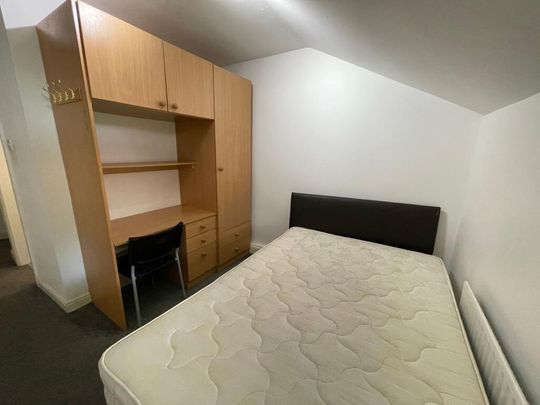 3 bedroom flat to rent - Photo 1