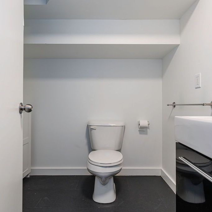 For Lease - 157 Madison Avenue Unit# 1B, Toronto, Ontario - Photo 1