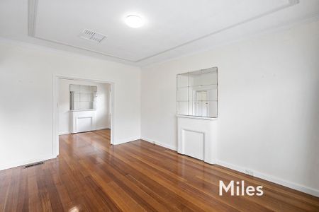 45 Ellesmere Parade, Rosanna - Photo 5