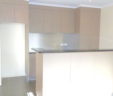 Appealing two bedroom home - Photo 2