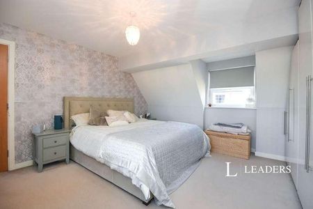 Peter Taylor Avenue, Braintree, CM7 - Photo 5
