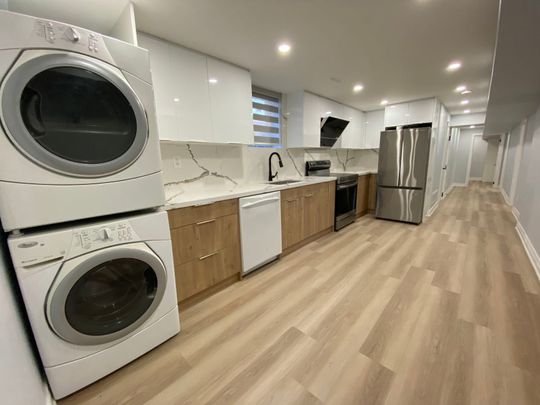 For Lease - 1186 Shadeland Drive Unit# Basement Room, Mississauga, Ontario - Photo 1