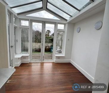 3 bedroom terraced house to rent - Photo 5