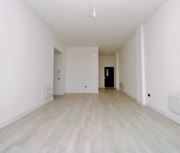 2Bedrooms, 2Bathrooms - Photo 5