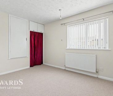 2 bedroom semi-detached house to rent - Photo 4